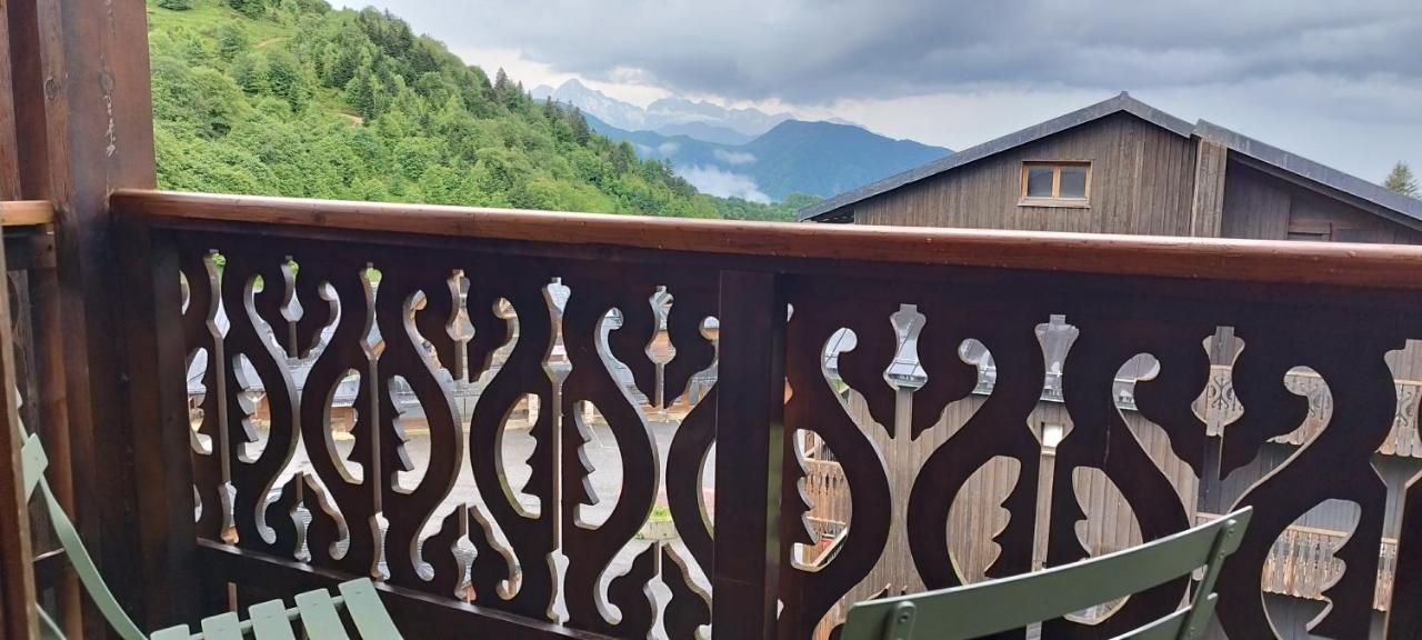 Pleine Nature Pied Pistes Piscine Chauffee Ustou Dış mekan fotoğraf